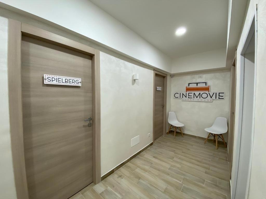Cinemovie Frühstückspension Rom